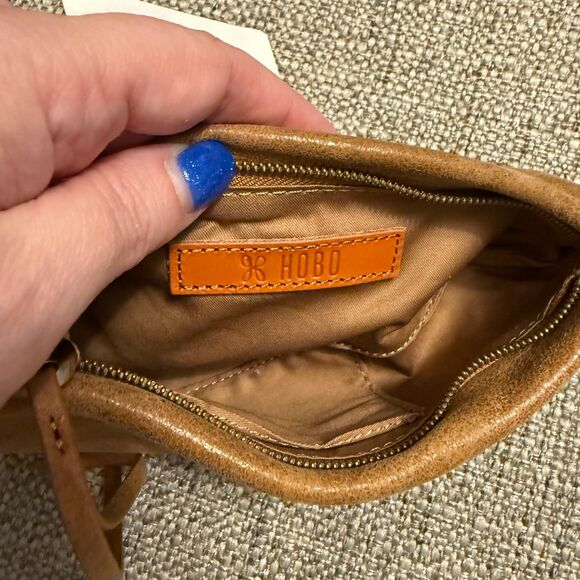 HOBO Buffed Leather Bodhi Sling In Whiskey NWT main image 8